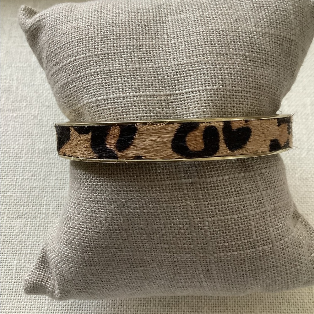 Silpada K&R Go Wild Bangle Bracelet KRB0081